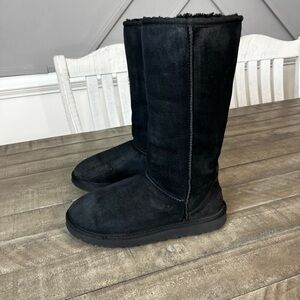 UGG Women's Classic Tall II Sheepskin Boots In Black Suede Sz 10